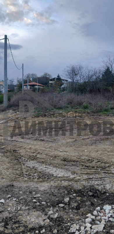 Продава парцел Ман.рид