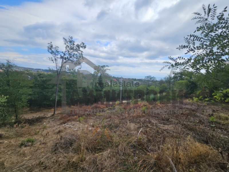 Продава ПАРЦЕЛ град…