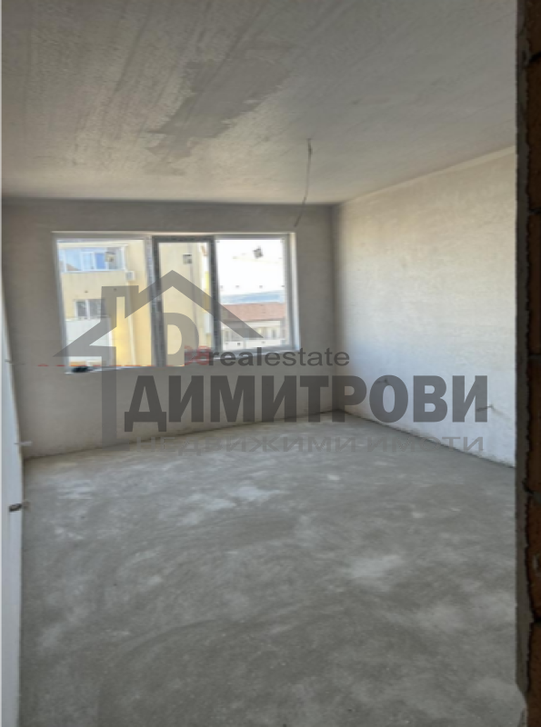 Продава 2-стаен апартамент,Колхозен…