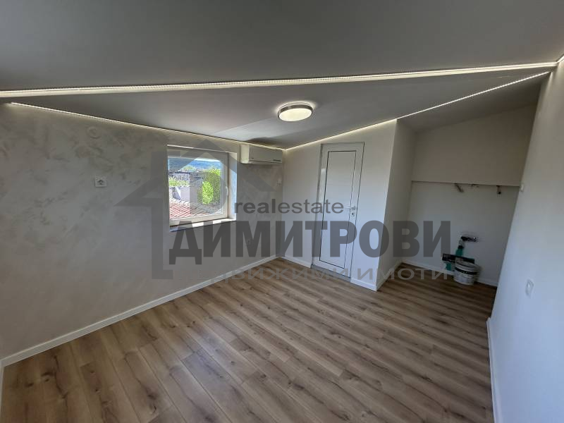 Продава 2-стаен апартамент,Център