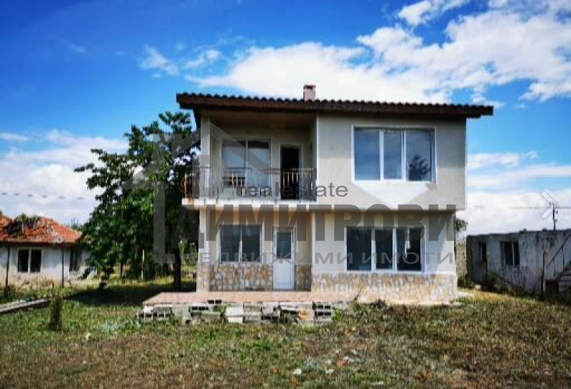 Продава КЪЩА област…